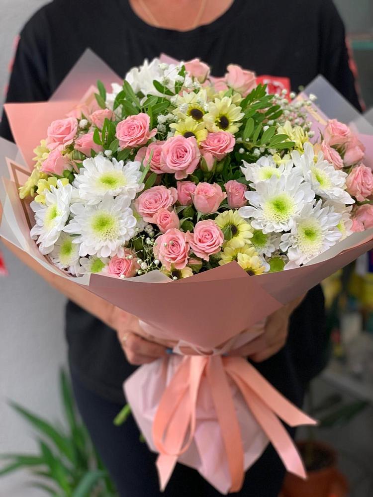 Букет цветов из: Розы и Хризантемы в Калининске