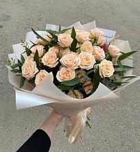Букет Кремовые розы Латте в Калининске