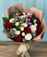 Букет цветов из:  Розы и Альстромерии в Калининске
