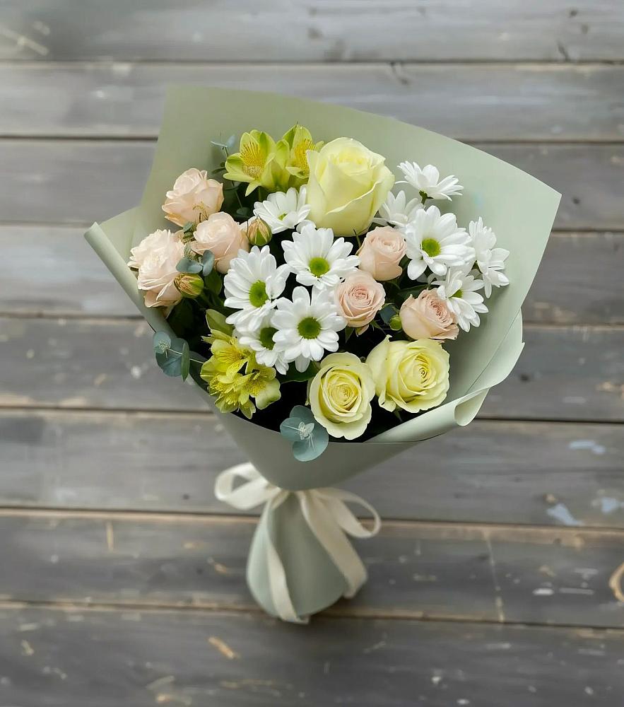 Букет цветов из: Альстромерии, Розы и Хризантемы в Калининске
