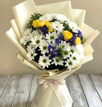 Букет цветов из:  Ирисы, Хризантемы и Розы #REPLACE_PRED# Калининске