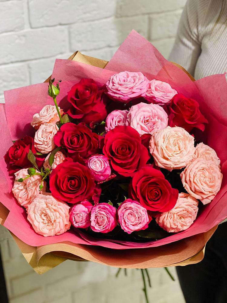 Букет цветов из: Розы в Калининске