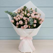 Букет цветов из:  Розы в Калининске