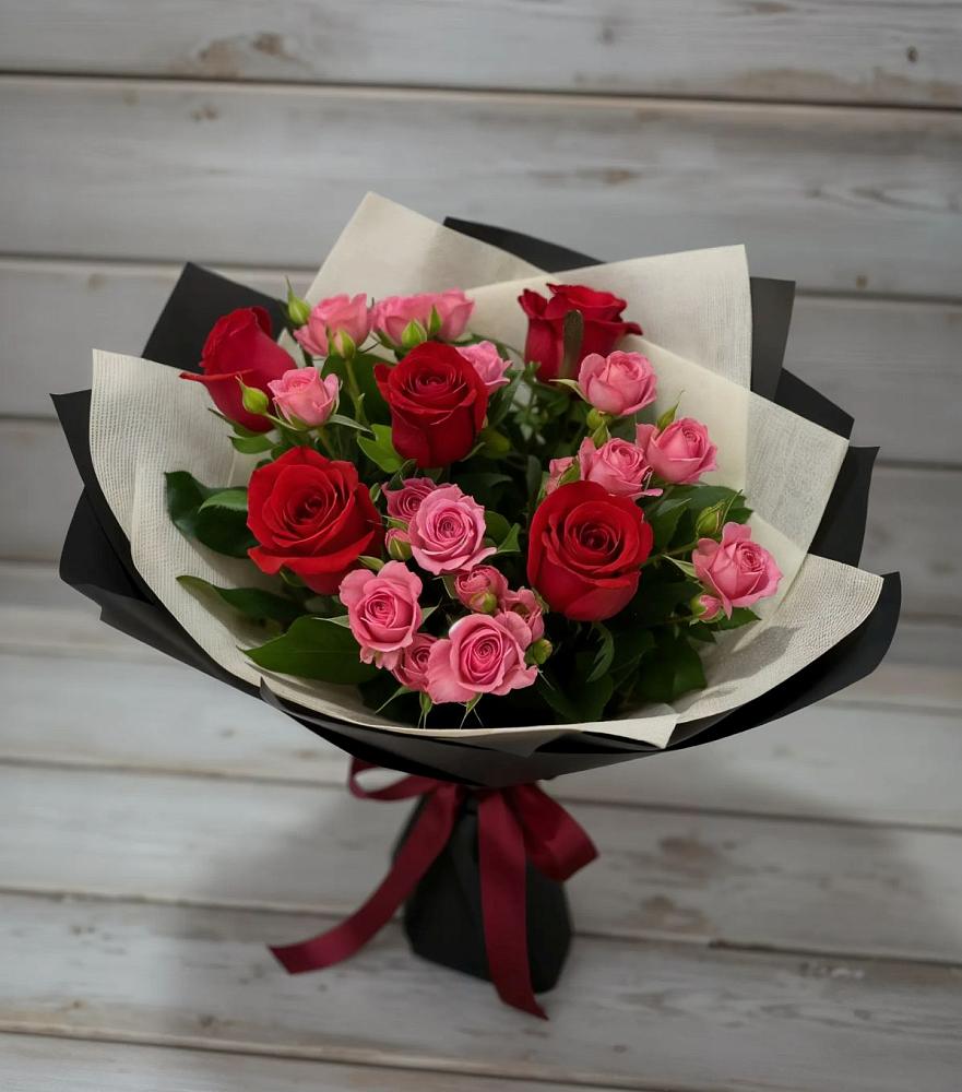 Букет цветов из: Розы в Калининске